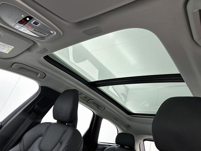Volvo XC60 2.0 T6 Plug-in hybrid AWD Plus Dark Pano, Trekhaak, Memory