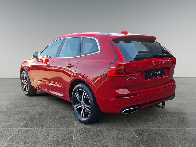 Volvo XC60 T5 AWD R-Design |Schuifdak| Trekhaak| Intellisafe | Camera |Winter Line| Standkachel|