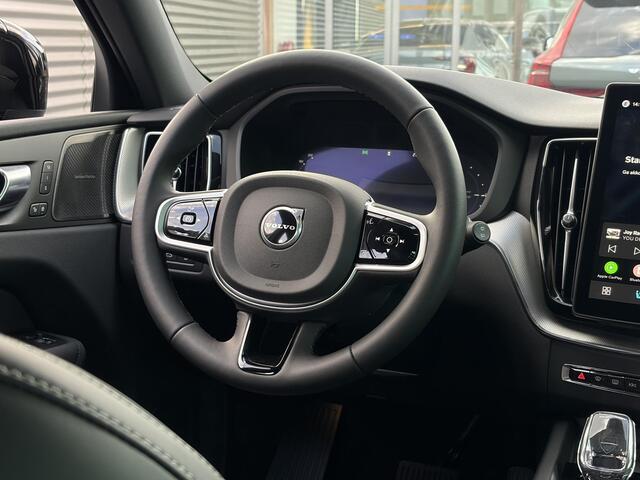 Volvo XC60 2.0 T6 AWD Plug-in hybrid Plus Black Edition / Stoelverwarming - Koeling / Stuurverwarming / Adaptive Cruise Control / 360' parkeersensoren / Harman Kardon / Memory seats / Leer / 350PK / Geïntegreerde zitverhogers / Trekhaak mogelijk /