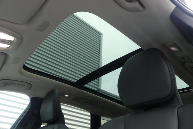 Volvo XC60 2.0 T6 Plug-in hybrid AWD Plus Bright PANO, MEMORY 2X, WINTER PACK, ADAPT. CRUISE, CLIMA, NAVI, CAMERA, PDC V&A, APPLE CARPLAY/ANDROID AUTO, BLIS, KEYLESS, ELEKT. ACHTERKLEP, ELEKT. STOELEN, 25.986KM