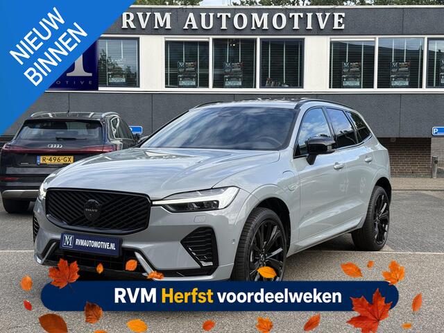Volvo XC60 2.0 T8 Plug-in hybrid AWD Plus Black Edition VAN 58.900:,- VOOR:54.877,- UW HERFSTVOORDEEL: 4.023,-| UNIEK!| VAPOUR GREY| ELEKTRISCHE TREKHAAK| PANO| HK AUDIO| MEMORY STOELEN| HUD| 360 CAMERA| VOL OPTIES!|
