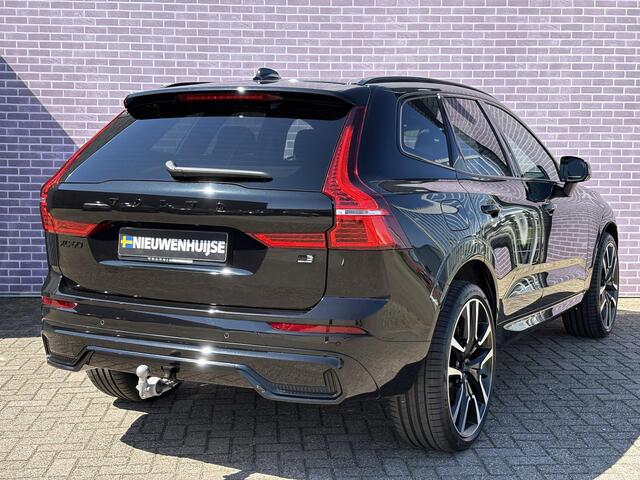 Volvo XC60 2.0 T6 Plug-in hybrid AWD Ultra Black Edition | SOH: 100% | 22"velgen | Trekhaak | Adaptieve Cruise Control | Panoramadak | Harman Kardon Audio | Parkeercamera | Stoel-/Stuurverwarming | Dodehoek Detectie |