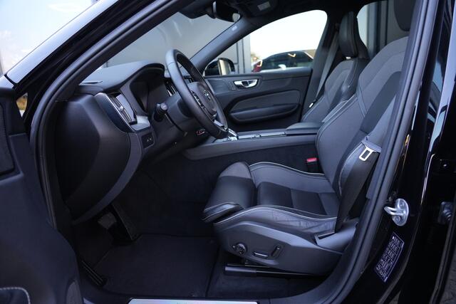 Volvo XC60 2.0 T6 Plug-in hybrid AWD Plus Dark | 350 PK | Pano | 360° camera | Navigatie | Stoelverwarming | HarmanKardon | Volvo XC60 2.0 T6 Plug-in hybrid AWD Plus Dark met 350 PK, 2.0-liter 4-cilinder plug-in hybride benzinemotor, panoramadak, lederen/stof bekleding, navigatiesysteem, 360° camera, adaptieve cru