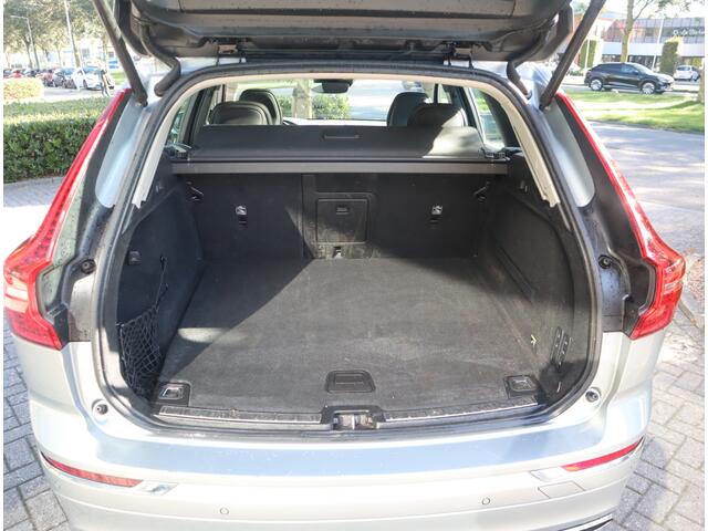 Volvo XC60 2.0 T8 Twin Engine AWD Inscription Navi / Carplay /Luchtvering / Blis / Trekh / Camera /Leder / Stoelkoeling-verwarming / Head-up – foto 8