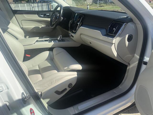 Volvo XC60 2.0 T8 Twin Engine AWD