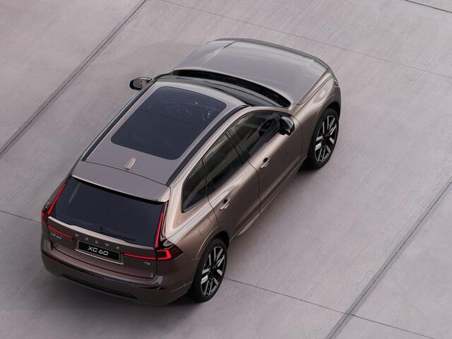 Volvo XC60 T6 AWD Long Range Plug-in hybrid Ultra Dark Ex ED | Panoramadak | 360° camera | Bowers & Wilkins | Massage | Luchtvering | Stoelventilatie | Stoel- en stuurverwarming