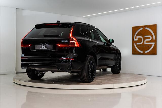 Volvo XC60 2.0 T6 Plug-in hybrid AWD Ultra Black Edition | NL AUTO GLOEDNIEUW | 5 Jaar Garantie | FOUR-C | Bowers&Wilkins | Pano | Massage | VOL!