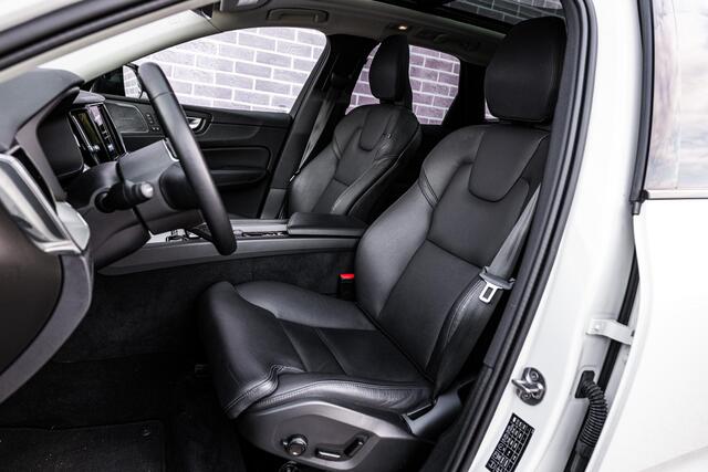 Volvo XC60 2.0 T6 Plug-in hybrid AWD Plus Black Edition | 360° camera |