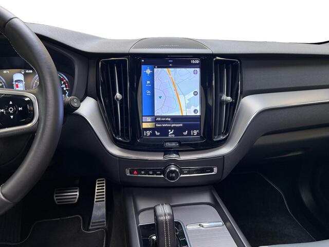 Volvo XC60 2.0 Recharge T8 AWD Business Pro I Panoramadak I Elek. Trekhaak I Luchtvering I Harman Kardon I Leder