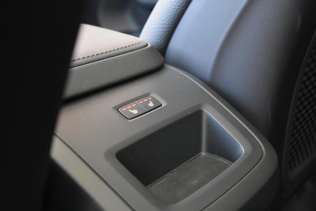 Volvo XC60 T6 350PK Plug-in hybrid AWD Plus Dark | Trekhaak | Panoramadak | 360 graden camera | Climate Pack – foto 10