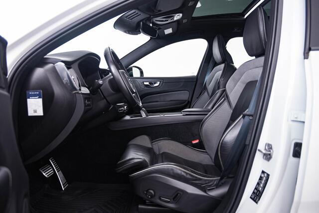Volvo XC60 2.0 Recharge T6 AWD Inscription Trekhaak - Panoramadak - Cruise Control - Harman Kardon - Getinte Ruiten - Achteruitrijcamera - Licht-pakket - Elektrisch verstelbare/verwarmde stoelen - – foto 4