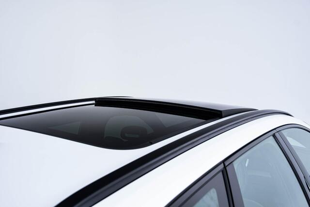 Volvo XC60 2.0 Recharge T6 AWD Inscription Trekhaak - Panoramadak - Cruise Control - Harman Kardon - Getinte Ruiten - Achteruitrijcamera - Licht-pakket - Elektrisch verstelbare/verwarmde stoelen - – foto 9