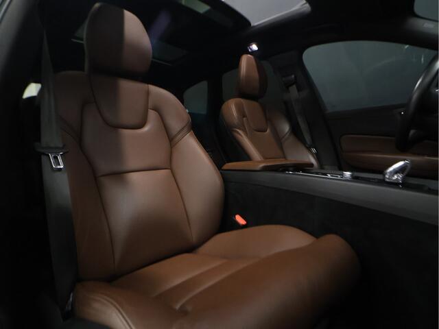 Volvo XC60 2.0 B4 Inscription [SCHUIFKANTELDAK, APPLECARPLAY, ANDROID, STOELVERWARMING, CRUISE CONTROL, STUURVERWARMING, HARMAN/KARDON AUDIO, MEMORY SEATS, HEAD UP DISPLAY, DIGITAL DASH, 360 CAMERA, ELEKTRISCHE ACHTERKLEP – foto 5