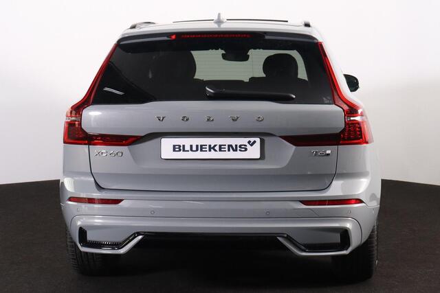 Volvo XC60 T6 Recharge AWD Plus Dark - Panorama/schuifdak - IntelliSafe Assist & Surround - 360º Camera - Harman/Kardon audio - Verwarmde voorstoelen, stuur & achterbank - Parkeersensoren voor & achter - Elektr. bedienb. voorstoelen met geheugen - Head up display - Draadloze tel. lader - Extra getint glas - Inklapbare trekhaak - 19' LMV – foto 4