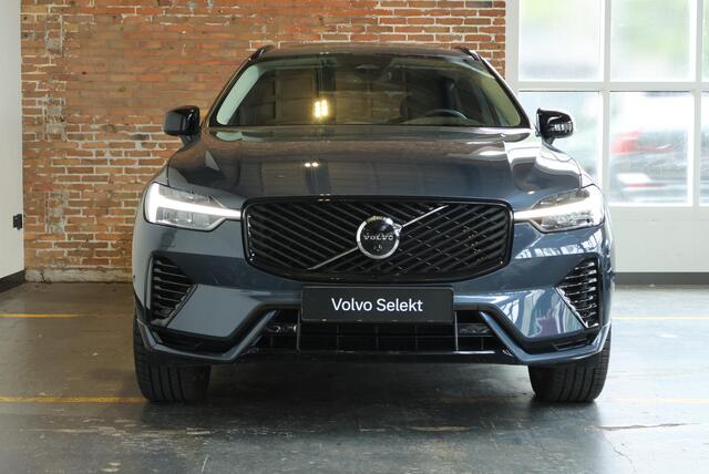 Volvo XC60 2.0 T6 Plug-in hybrid AWD Ultra Dark | Luchtvering | Semi-Electrische Wegklapbare Trekhaak | Panoramadak | Head up display | 360 graden camera | Verwarmbare voorstoelen stuurwiel en achterbank | Premium audio by Harman Kardon | – foto 6