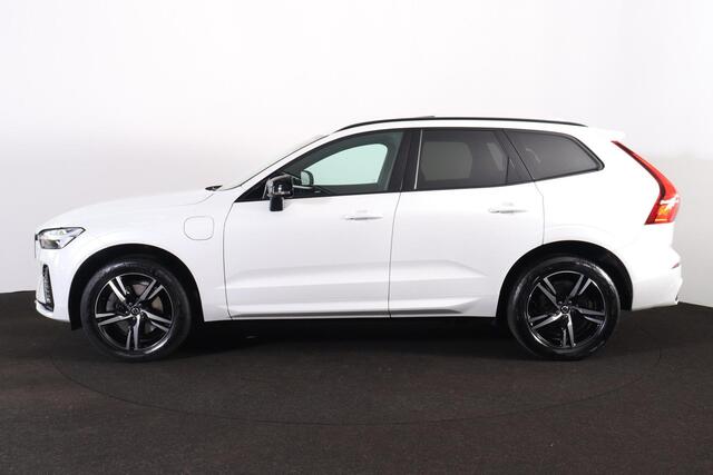 Volvo XC60 T6 Recharge AWD R-Design - Panorama/schuifdak - IntelliSafe Assist - Harman/Kardon audio - Adaptieve LED koplampen - Parkeercamera achter - Verwarmde voorstoelen, stuur & achterbank - Parkeersensoren voor & achter - Elektr. bedienb. voorstoelen met geheugen - Draadloze tel. lader - Extra getint glas - 19' LMV – foto 3