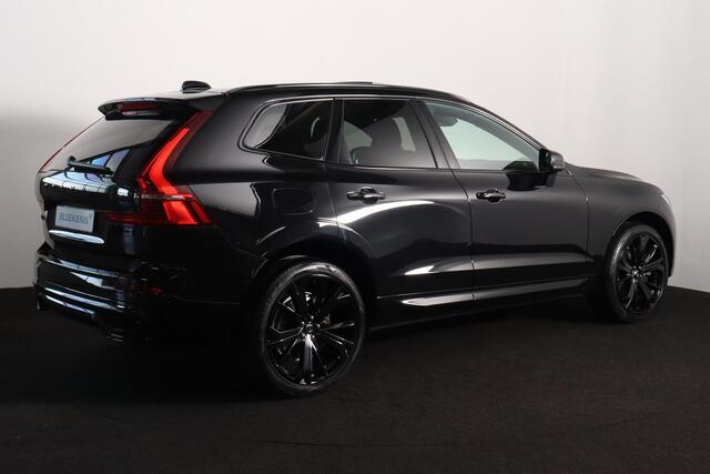 Volvo XC60 T6 Recharge AWD Ultra Black Edition - Panorama/schuifdak - IntelliSafe Assist & Surround - Harman/Kardon audio - Adaptieve LED koplampen - Parkeercamera achter - Verwarmde voorstoelen, stuur & achterbank - Parkeersensoren voor & achter - Elektr. bedienb. voorstoelen met geheugen - Head up display - Draadloze tel. lader - Extra getint glas - Inklapbare trekhaak - 21' LMV – foto 5
