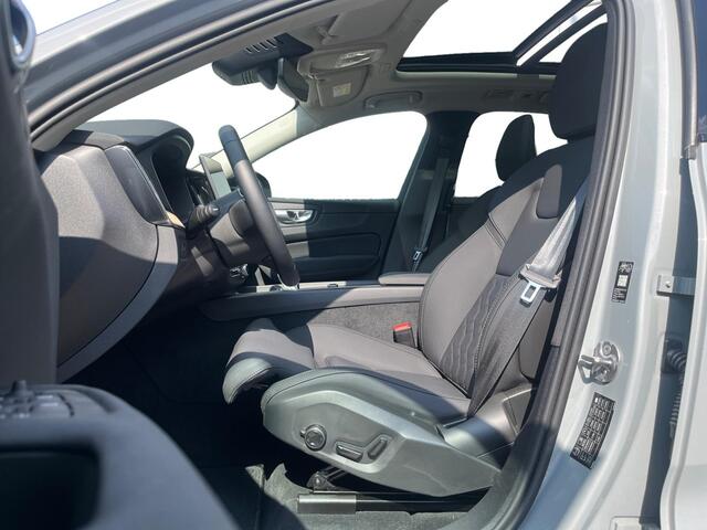 Volvo XC60 T6 Plug-in hybrid AWD Plus Dark Premium Pack | Trekhaak elektr. inklapbaar – foto 3