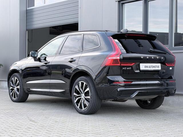 Volvo XC60 2.0 T6 Plug-in hybrid AWD R-Design 349 pk Long range | Trekhaak | Harman Kardon | 360 camera | 20 inch – foto 4