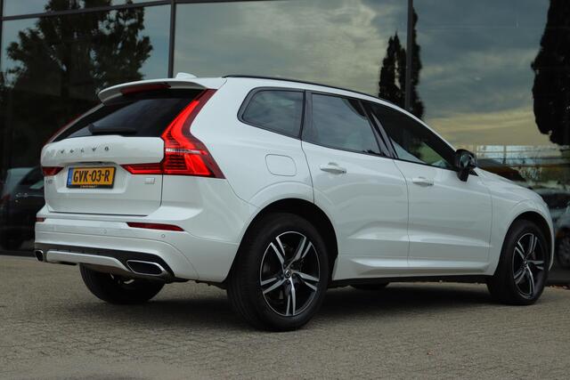 Volvo XC60 2.0 RECHARGE T6 340PK AWD R-DESIGN | PANO | TREKHAAK | CARPLAY | HUD | HARMAN/KARDON | ACC | DODEHOEK – foto 2