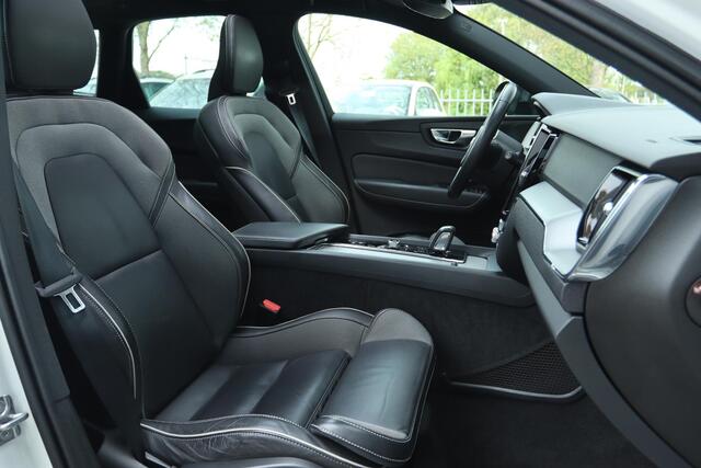 Volvo XC60 2.0 RECHARGE T6 340PK AWD R-DESIGN | PANO | TREKHAAK | CARPLAY | HUD | HARMAN/KARDON | ACC | DODEHOEK – foto 4