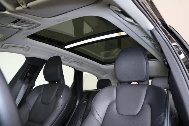 Volvo XC60 T6 Recharge AWD Ultra Dark - Panorama/schuifdak - IntelliSafe Assist & Surround - 360º Camera - Harman Kardon audio - Adaptieve LED koplampen - Verwarmde voorstoelen, stuur & achterbank - Parkeersensoren voor & achter - Elektr. bedienb. voorstoelen met geheugen - Head up display - Draadloze tel. lader - Inklapbare trekhaak - 20'' LMV – foto 6