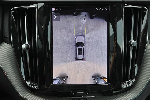 Volvo XC60 T6 Recharge AWD Ultra Dark - Panorama/schuifdak - IntelliSafe Assist & Surround - 360º Camera - Harman Kardon audio - Adaptieve LED koplampen - Verwarmde voorstoelen, stuur & achterbank - Parkeersensoren voor & achter - Elektr. bedienb. voorstoelen met geheugen - Head up display - Draadloze tel. lader - Inklapbare trekhaak - 20'' LMV – foto 9