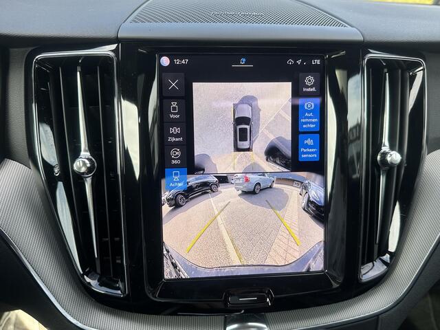 Volvo XC60 2.0 T6 Plug-in hybrid AWD Plus Black Edition SHOWROOM PRIJS VAN €51.900,- NU VOOR SLECHTS €49.877,- | LUCHTVERING | ELEK. TREKHAAK | STOEL + STOELVERWARMING | ACHTERBANK VERWAMRD | HARMAN KARDON | RIJKLAAR | FABRIEKS GARANTIE T/M 7-2027 | PANO | – foto 4