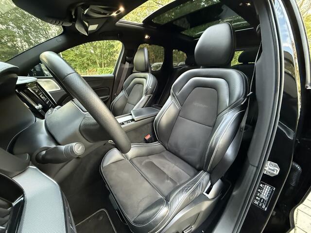 Volvo XC60 2.0 T8 Twin Engine AWD R-Design Panorama | Bowers & Wilkins | Luchtvering | 360° camera | Pilot Assist | Trekhaak – foto 2