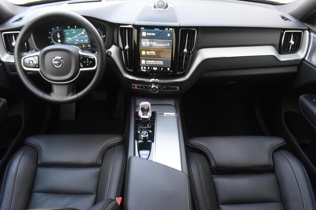 Volvo XC60 T6 350PK Plug-in hybrid AWD Ultra Black Edition / Luchtvering / Bowers & Wilkins / Adaptive Cruise control / Head-up Display / Elektrische stoelen met geheugen / Massagefunctie voorstoelen / Stoelverwarming V+A / Stoelventilatie / Stuurverwarming / 360 Camera / – foto 3