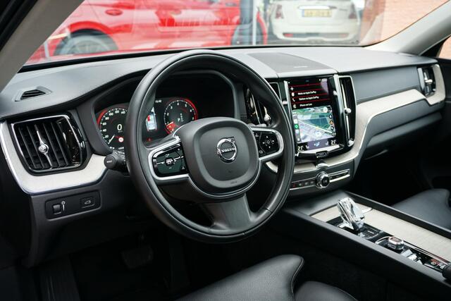 Volvo XC60 2.0 B5 Inscription + PANORAMA / 360 CAMERA / LEDER / TREKHAAK / – foto 8