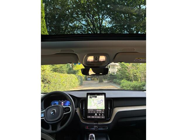 Volvo XC60 2.0 T6 Plug-in hybrid AWD Plus Dark – foto 5