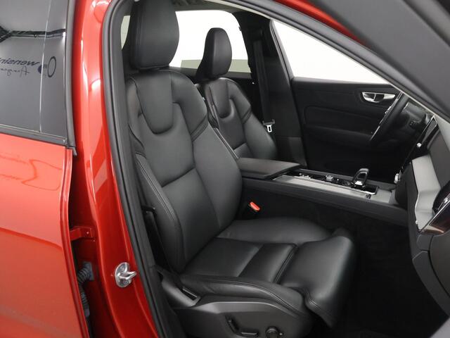 Volvo XC60 2.0 T6 Plug-in hybrid AWD Plus Dark | LongRange | Elektr. Trekhaak | Panoramadak | Adaptieve Cruise Control | H&K Audio | Leder | – foto 10