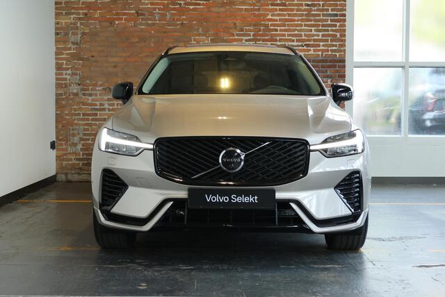 Volvo XC60 T6 Plug-in hybrid AWD Plus Black Edition | Luchtvering | Semi-Electrische wegklapbare trekhaak | Verwarmbare voorstoelen, achterbank en stuurwiel | Premium audio by Harman Kardon | Apple carplay/Android auto | Keyless | Google Infotainment | – foto 5