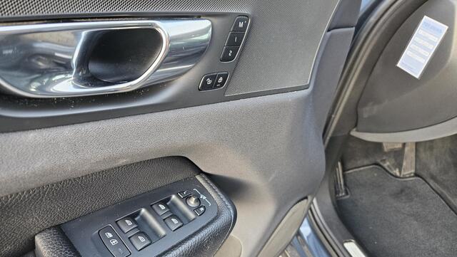 Volvo XC60 2.0 T8 Twin Engine AWD Inscription – foto 10