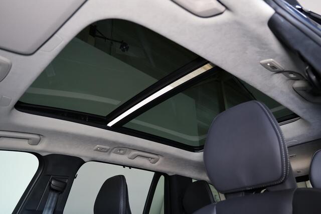 Volvo XC90 T8 Recharge AWD Ultra Bright - LONG RANGE - Luchtvering - Panorama/schuifdak - IntelliSafe Assist & Surround - 360º Camera - Bowers & Wilkins audio - Verwarmde voorstoelen, stuur & achterbank - Parkeersensoren voor & achter - Elektr. bedienb. voorstoelen 