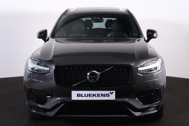 Volvo XC90 T8 Recharge AWD Ultimate Dark - LONG RANGE - Luchtvering - Panorama/schuifdak - IntelliSafe Assist & Surround - Bowers & Wilkins audio - 360º Camera - Verwarmde voorstoelen, stuur & achterbank - Parkeersensoren voor & achter - Elektr. bedienb. voorstoelen