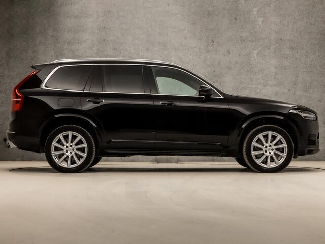 Volvo XC90 2.0 T8 Twin Engine AWD Inscription 7 Persoons 408Pk Automaat (PANORAMADAK, LUCHTVERING, APPLE CARPLAY, BOWERS&WILKINS, MEMORY SEATS, COGNAC LEDER, HEAD-UP DISPLAY, KEYLESS, GETINT GLAS, 360 CAMERA, ZWART HEMEL, NIEUWSTAAT)
