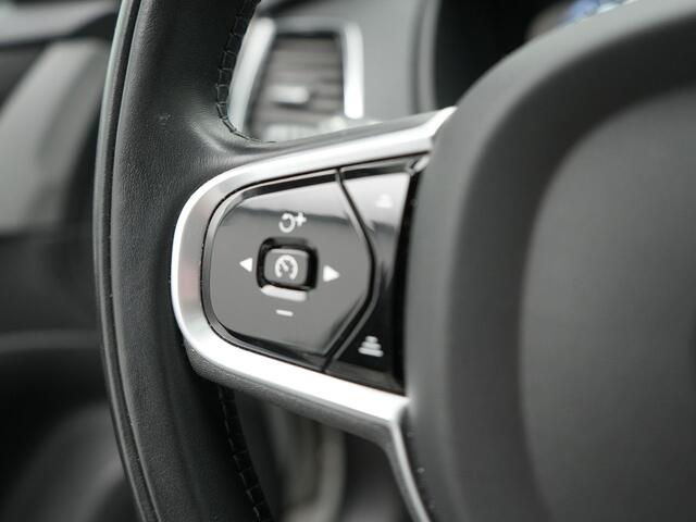 Volvo XC90 T8 Recharge AWD Inscription Plug In Hybrid 7 Persoons INCL BTW PHEV | Panodak | Trekhaak af Fabriek | Adaptive Cruise | Head Up | 22"L.M | 360 Camera | Lederen Sportstoelen Memory | Harman Kardon | Keyless |