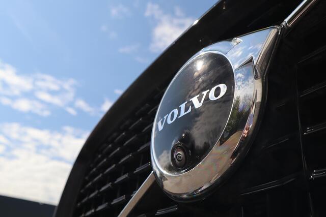 Volvo XC90 2.0 T8 Plug-in hybrid AWD Ultra Dark | Luchtvering | B&W audio | Head-up display |