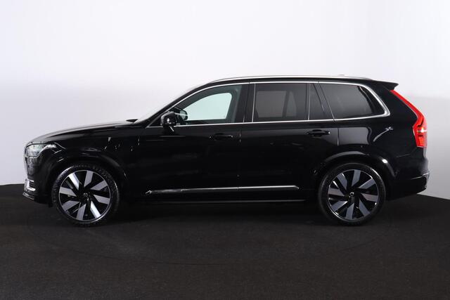 Volvo XC90 T8 Recharge AWD Ultimate Bright - LONG RANGE - Luchtvering - Panorama/schuifdak - IntelliSafe Assist & Surround - 360º Camera - Bowers & Wilkins audio - Adaptieve LED koplampen - Verwarmde voorstoelen, stuur & achterbank - Parkeersensoren voor & achter - 