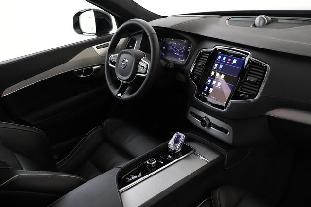 Volvo XC90 T8 RECHARGE AWD ULTIMATE DARK -PANO.DAK|B&W-AUDIO|LUCHTVERING|360°CAM|HEAD-UP DISP.