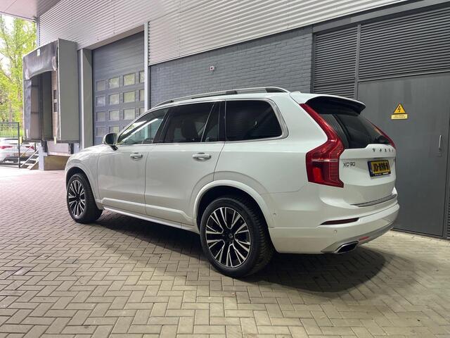 Volvo XC90 T8 Twin Engine Momentum | 7P | Panoramadak | ACC | Keyless | Leder | Trekhaak | Stoelverwarming | 22 Inch