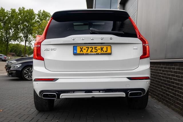 Volvo XC90 2.0 T8 391 pk Recharge AWD R-Design / Pano-Dak/ Leder/ Sport-Stoelen/ Stoel.Verw/ Stuur.Verw/ Camera/ Keyless/ Trekhaak/ 20'' LMV