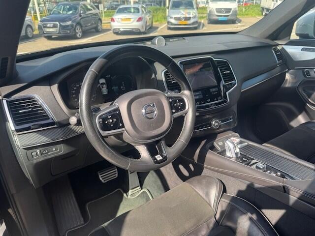 Volvo XC90 2.0 T8 Twin Engine AWD Inscription | 7-zits | Trekhaak | Automaat | Privacy glass | Panoramadak | LM velgen | B&W Soundsystem |