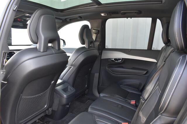 Volvo XC90 B5 AWD R-Design Intro Edition Diesel | Trekhaak | Luchtvering | Stoelen met geheugen | Blis | Pano dak |