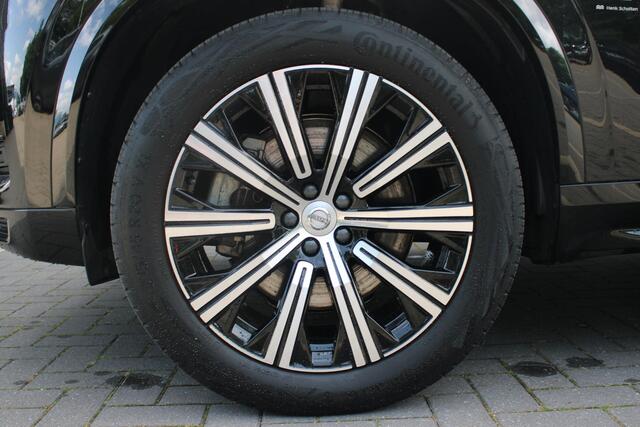 Volvo XC90 T8 390PK Recharge AWD Inscription | Adaptive Cruise & Pilot Assist | 360 Camera | Nappa Leder incl. ventilatie | Verwarmbare Voorstoelen/2e Zitrij & Verwarmbaar Stuur | Premium Harman/Kardon Audio | Semi elektr. Trekhaak |