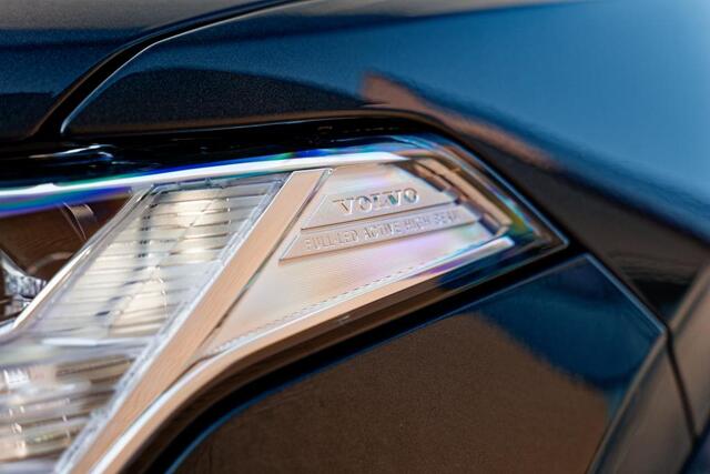 Volvo XC90 2.0 T8 Recharge AWD R-Design Luchtvering, Panoramadak, Longe Range, 22" LM velgen, Camera, enz