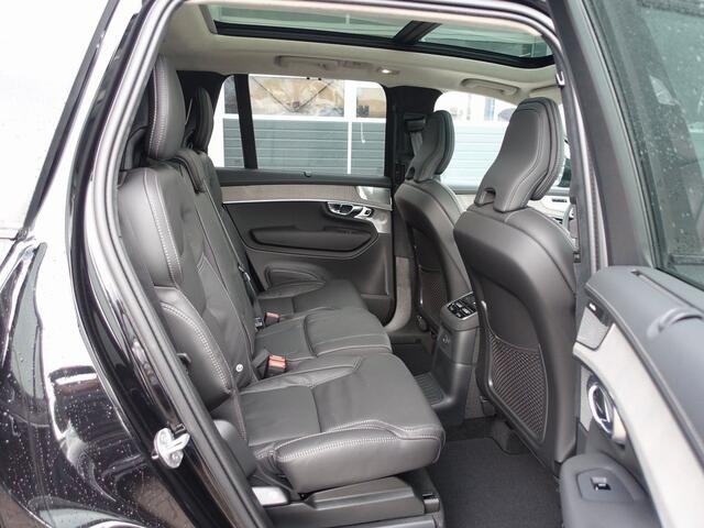 Volvo XC90 2.0 T8 Plug-in hybrid AWD Ultra Dark MY2025!