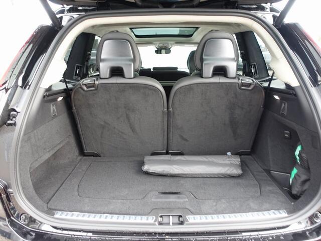 Volvo XC90 2.0 T8 Plug-in hybrid AWD Ultra Dark MY2025!